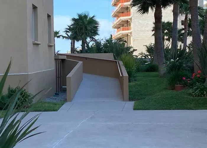 Cristal Azul Beach Front Condo 2&2 B